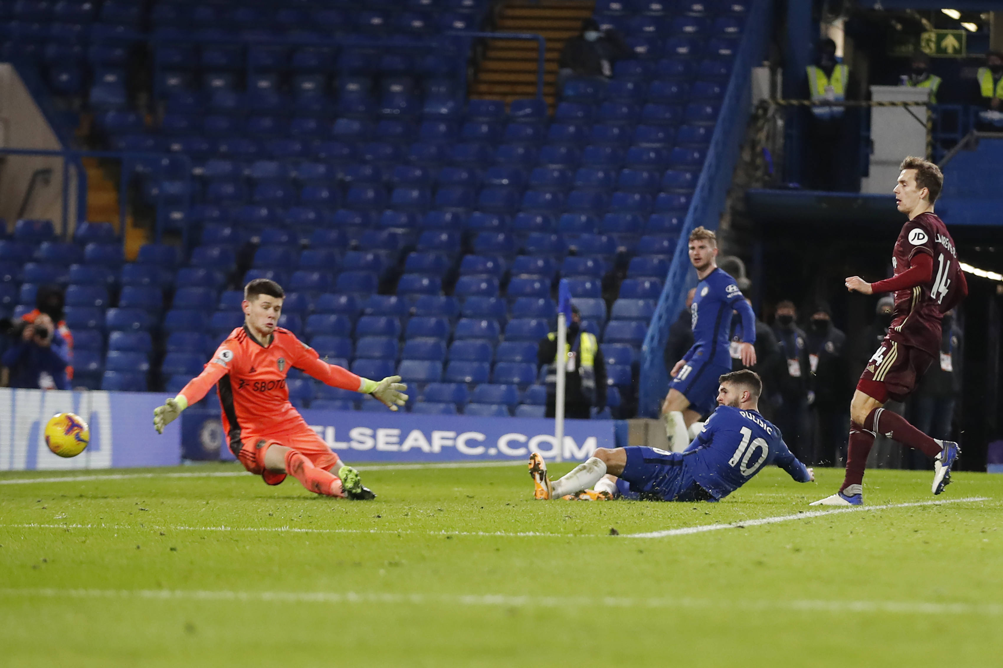 毕包的中场 毕包的中场